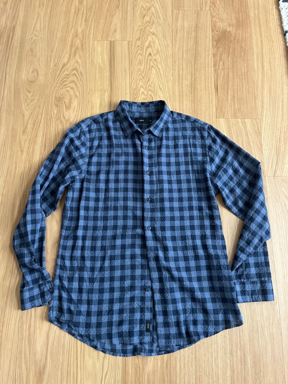 Onia Men's Lightweight Blue Plaid/Seersucker Button-Up Shirt size L